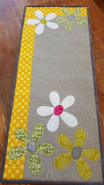 2 Day Workshop: Spring Table Runners